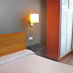 科尔蒙娜酒店
